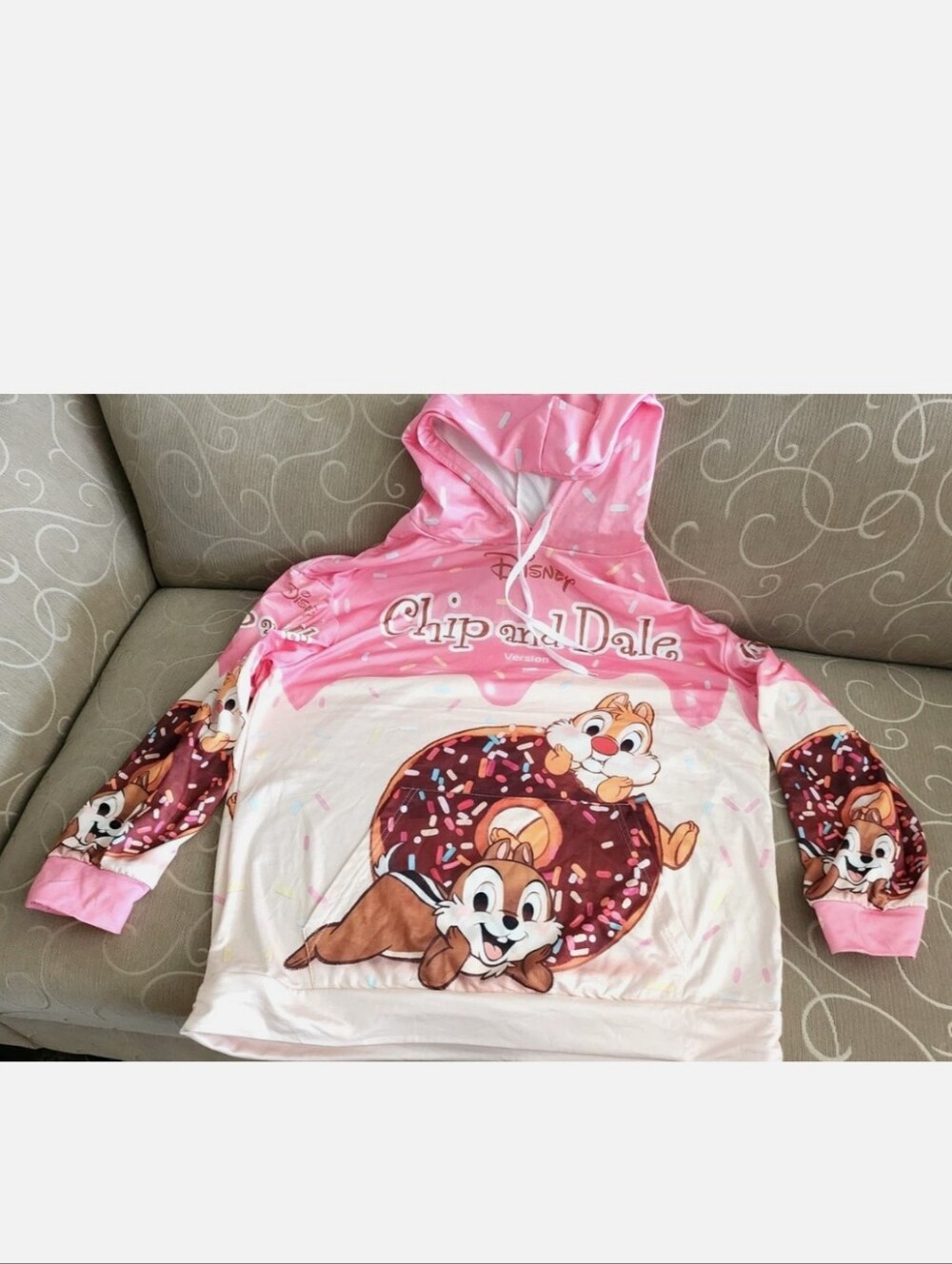 Women's DISNEY CHIP N' DALE XL HOODIE with Front Kangaroo Pocket NWOT